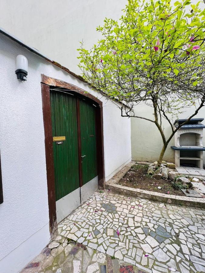 Downtown Secret Apartment Zagreb Dış mekan fotoğraf